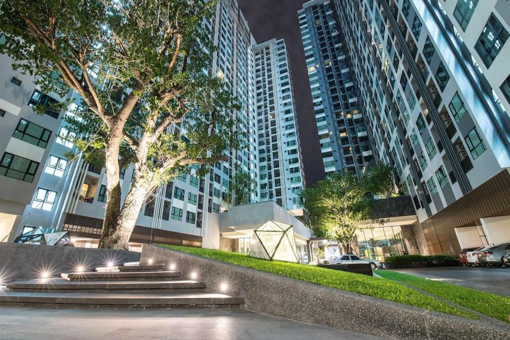The Base Central Pattaya Seaview Exterior foto
