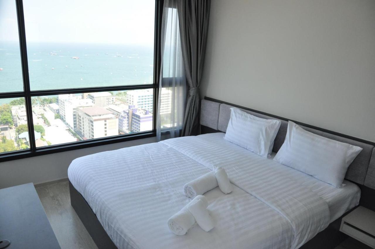 The Base Central Pattaya Seaview Exterior foto